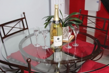 Champagne FAY Michel - Table de cuisine